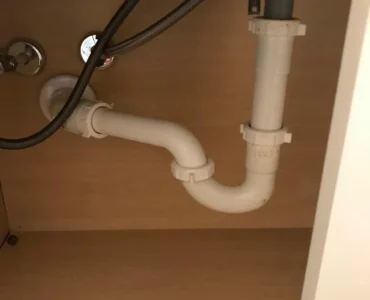 How to Use a Drain Snake with a Rooter A Full Plumbing guide